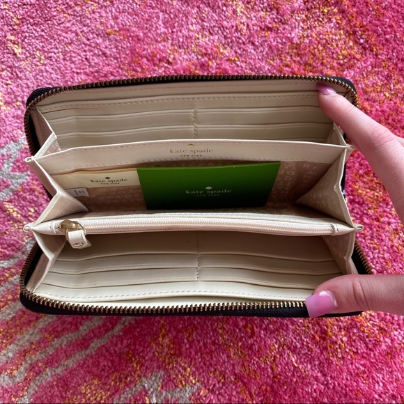 kate spade wallet ♠️ - Picture 4 of 6